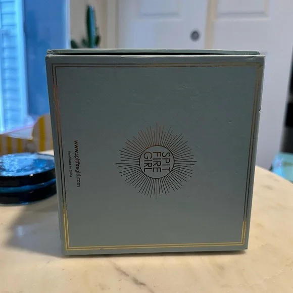 SPITFIRE GIRL LOVER'S EYE CERAMIC TRINKET BOX (new in gift box) - Picture 8 of 15